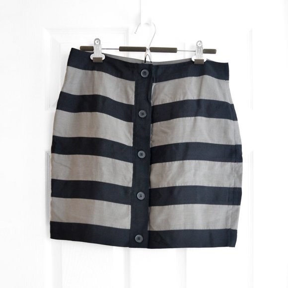 Club Monaco Dresses & Skirts - 3/$30 🌞 Club Monaco Ribbon Striped Skirt 34”
